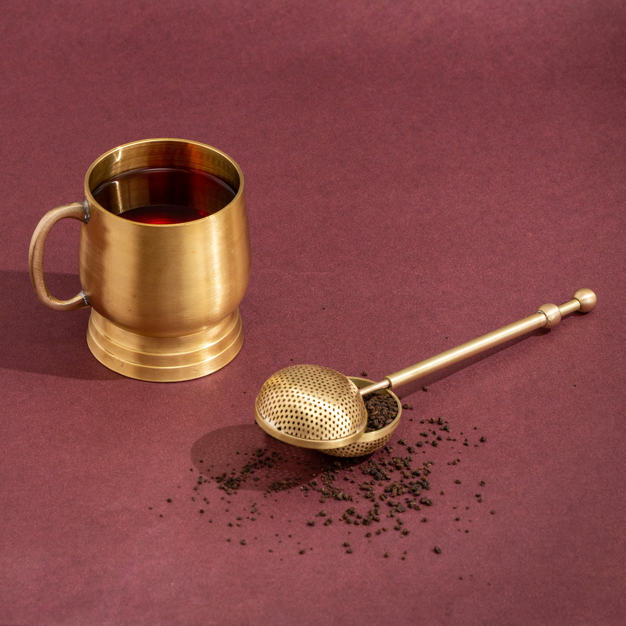Brass Oreo Mug with Tea Infuser - Handcrafted & Food-Safe