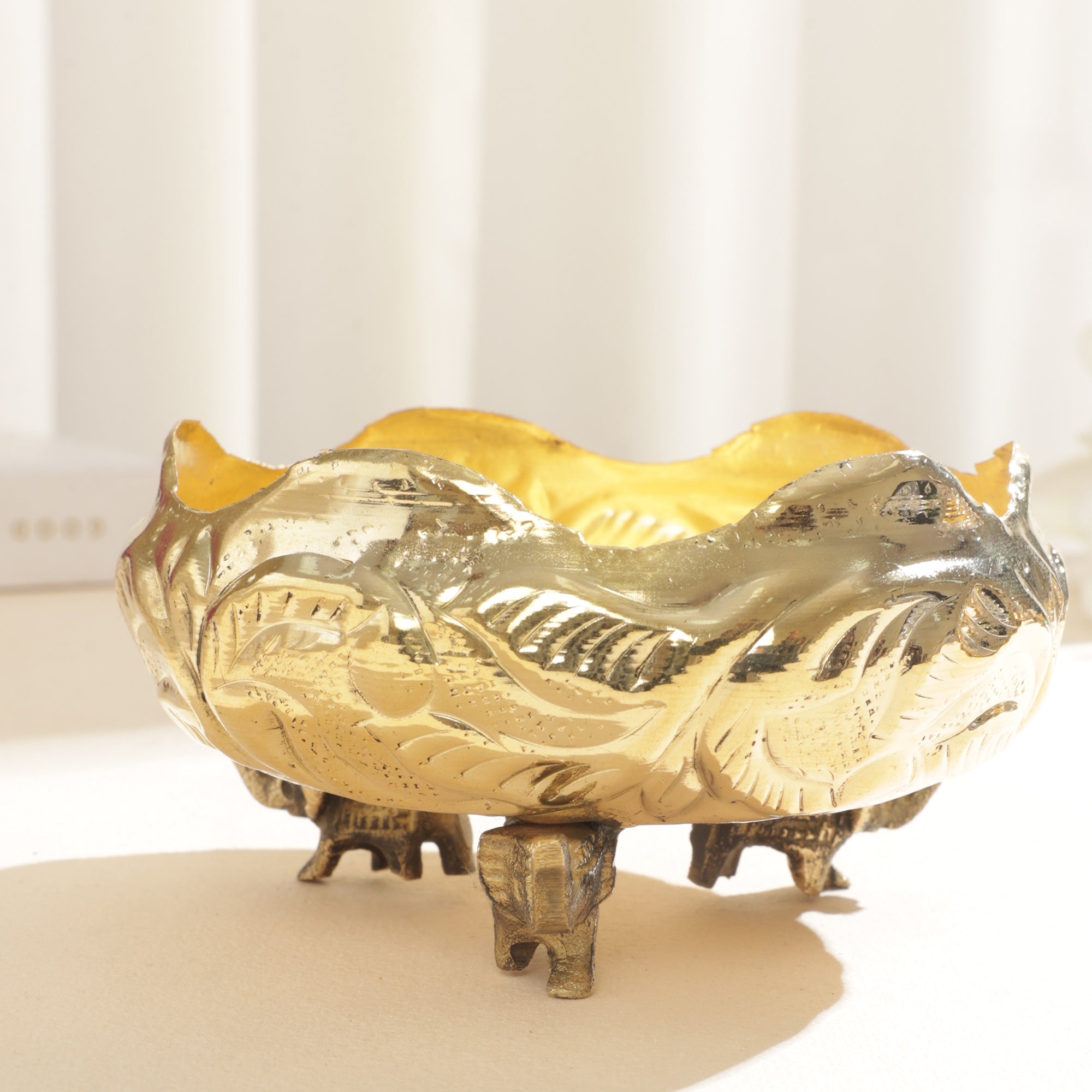 Brass Handcrafted Dry Fruit Urli Bowl - 4 inch