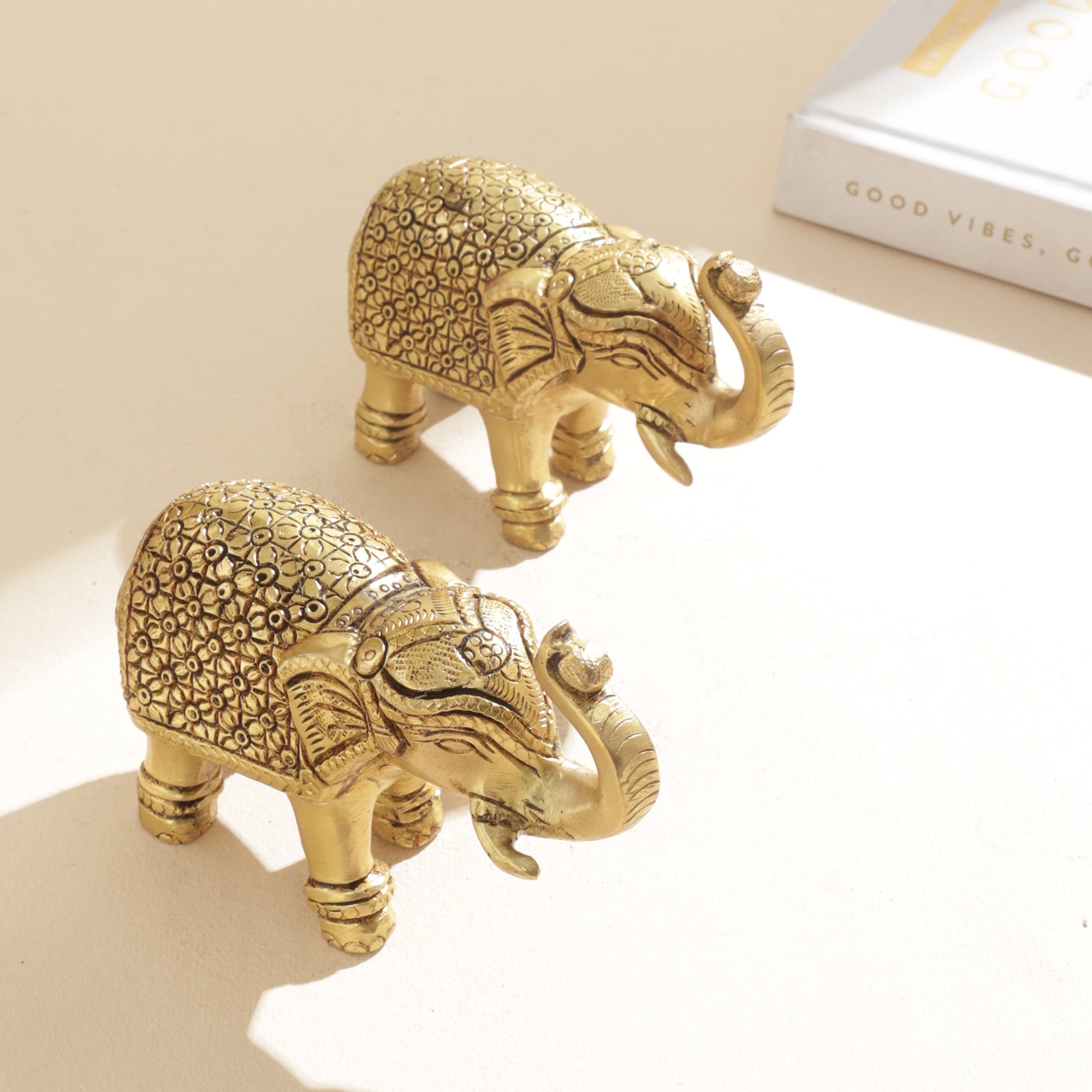 Brass Welcome Elephant Pair - 4.5 inch