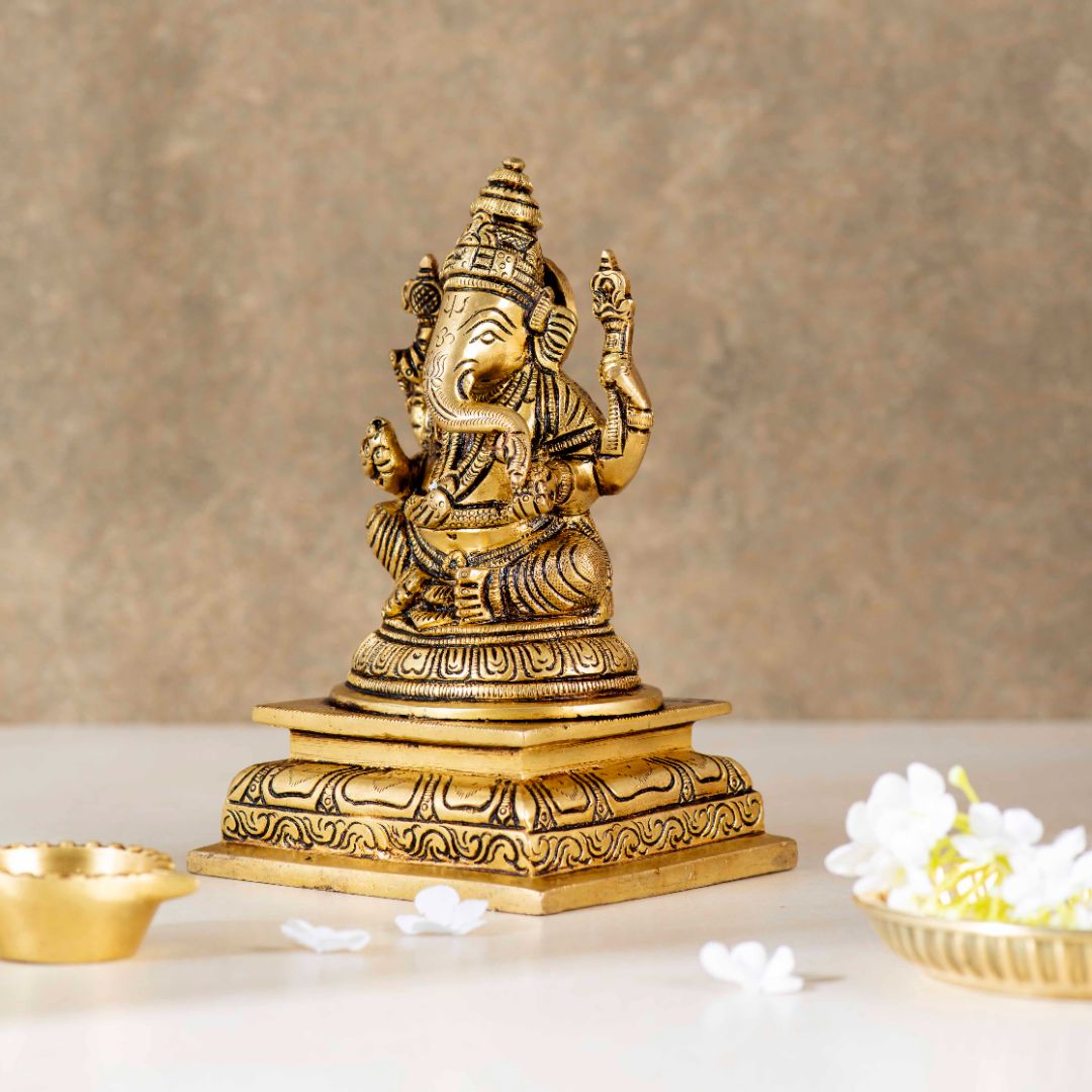 Superfine Ganesha Idol - 7 Inch