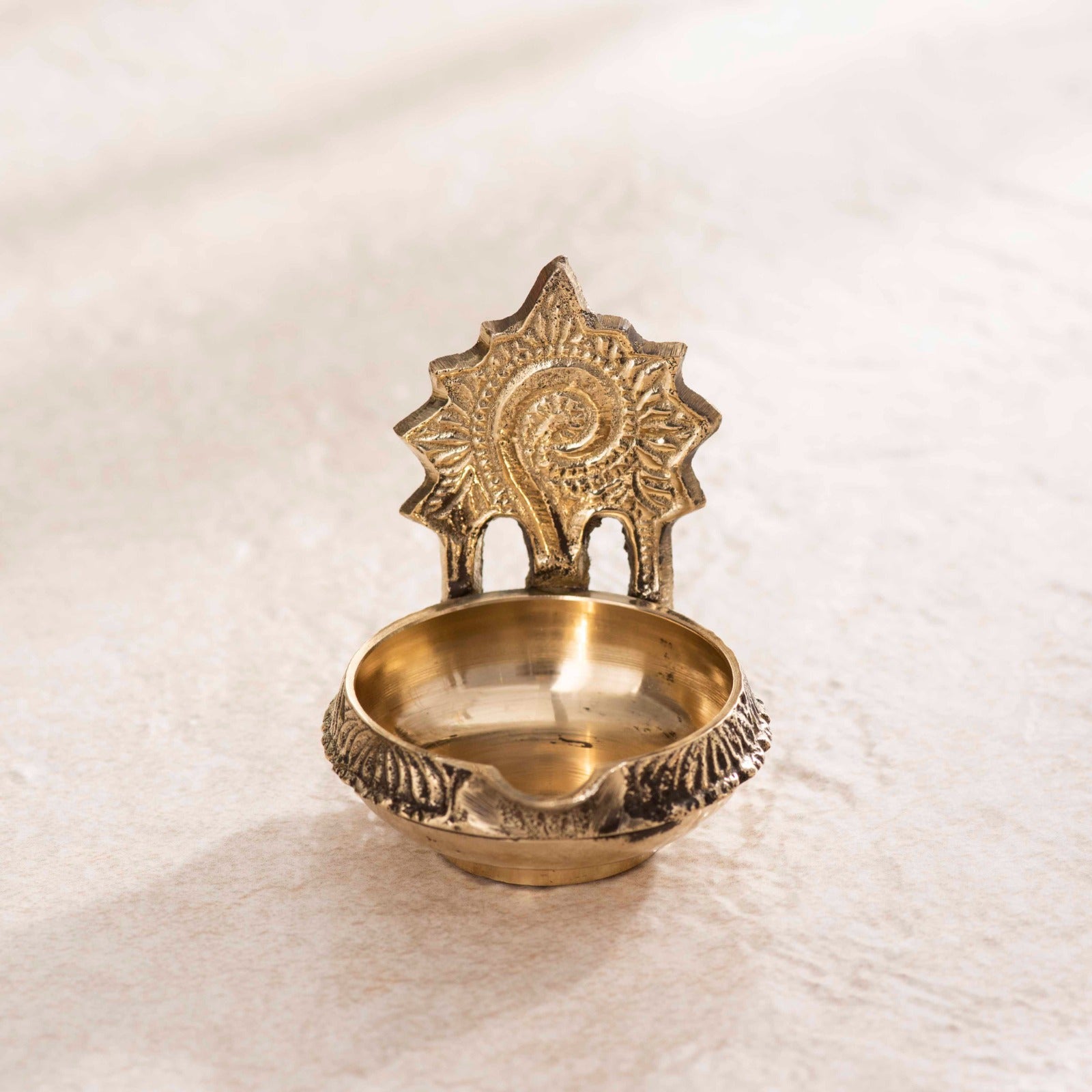 Brass Shankh Chakra Deep Pair [3 inch]