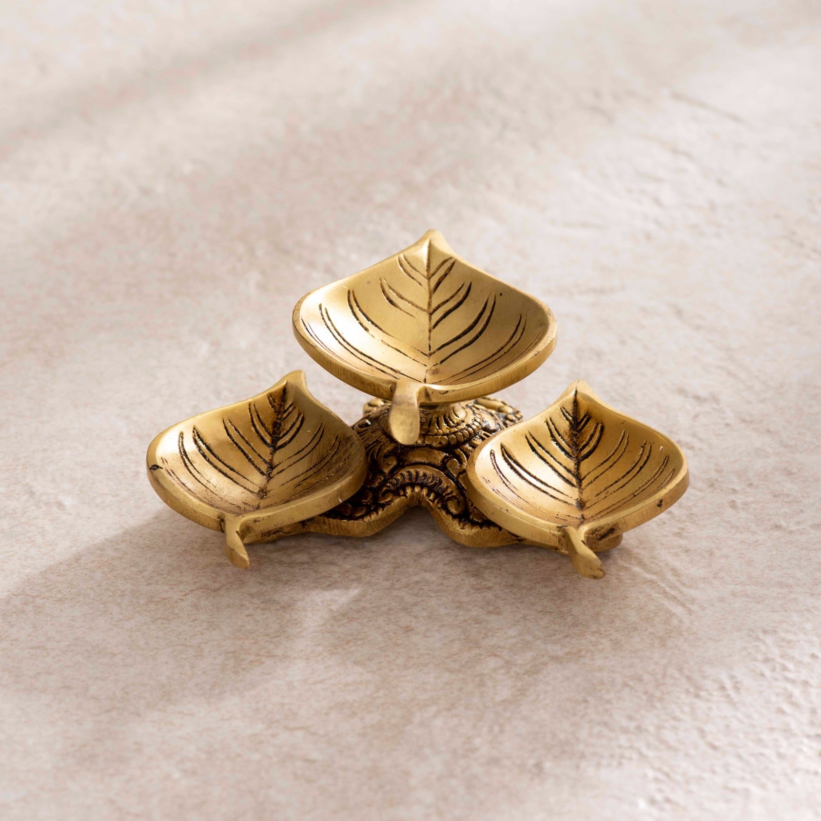 Brass Three Leaf Deepak [4 inch]