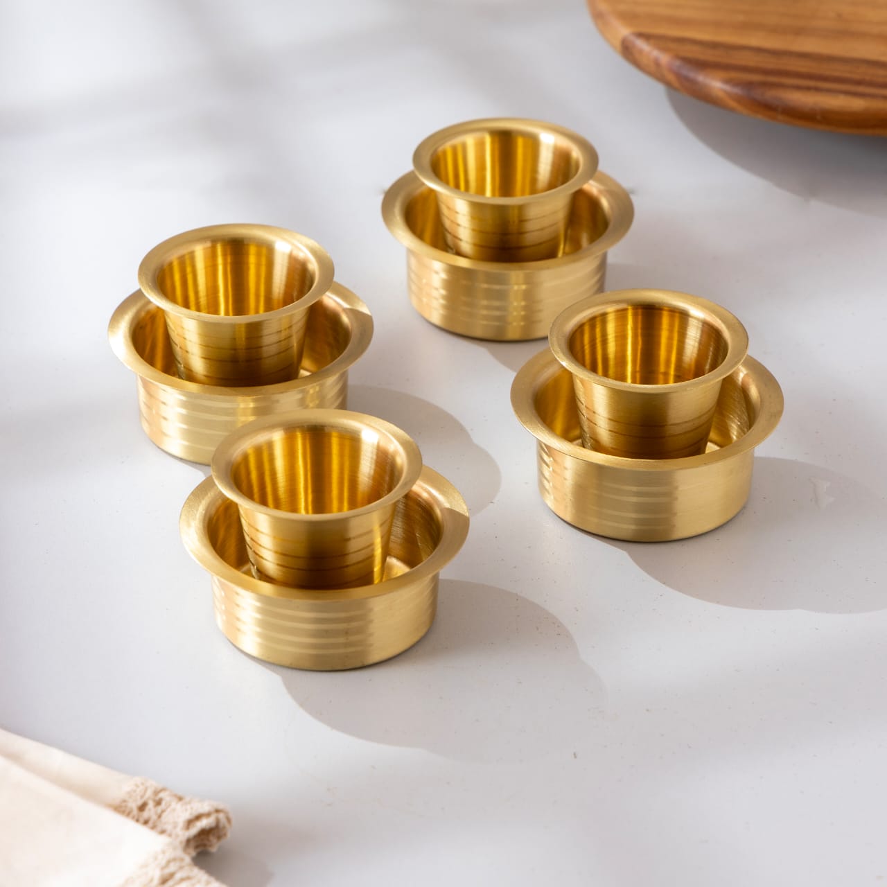 Brass Spiral Design Coffee Dabara Set of 6 – Traditional South Indian Coffee Tumbler & Dabara (Copy) (Copy)