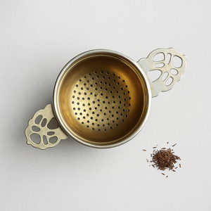 Pital ki chai channi bowl ke saath